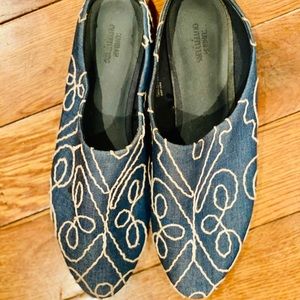 Urban Outfitters Mules